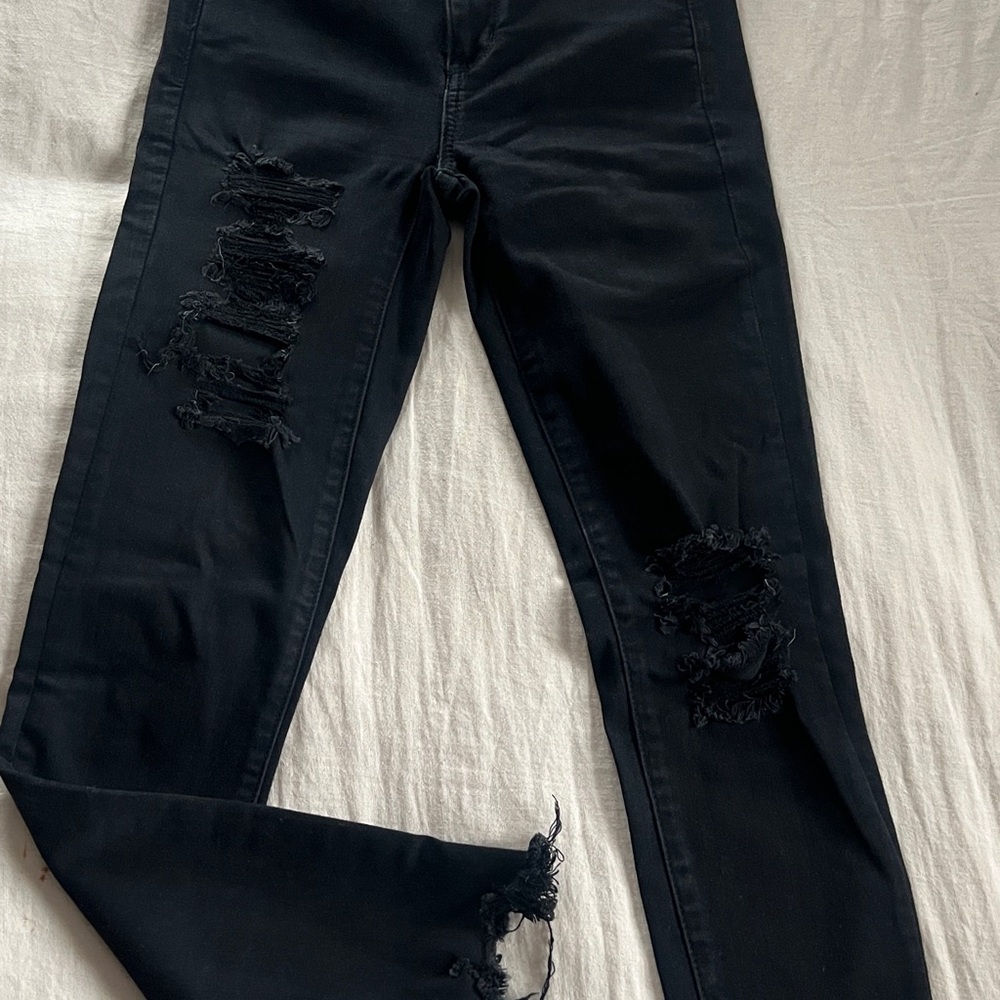 American Eagle Outfitters Black Distressed Skinny Jeans